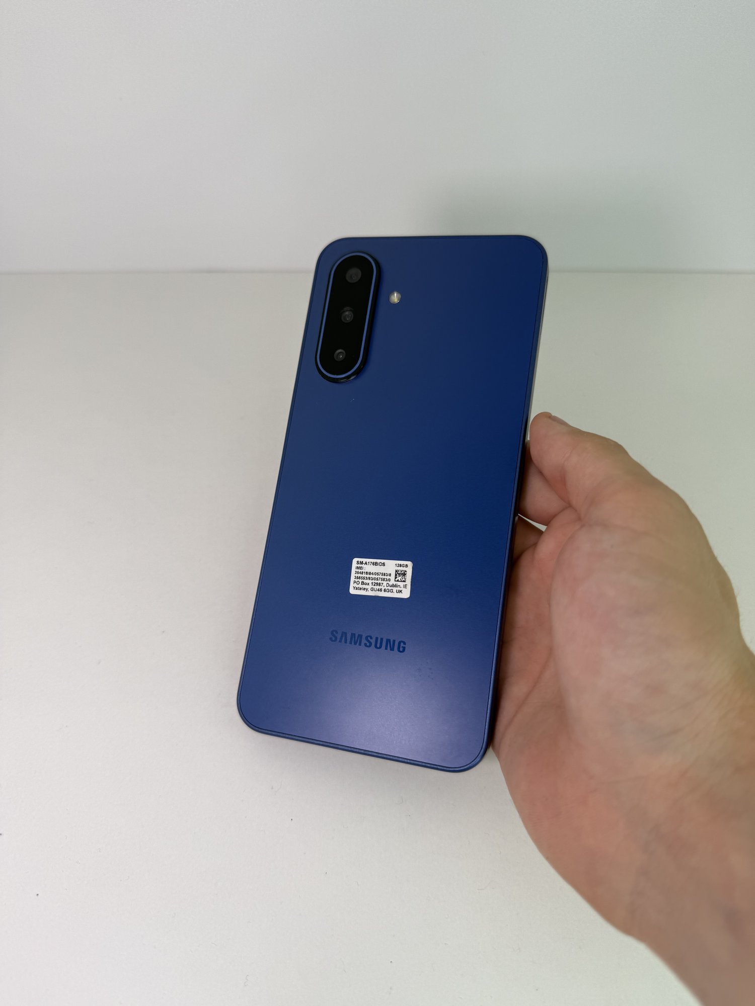 Samsung A17 5G 4/128 ГБ — 6 000 грн