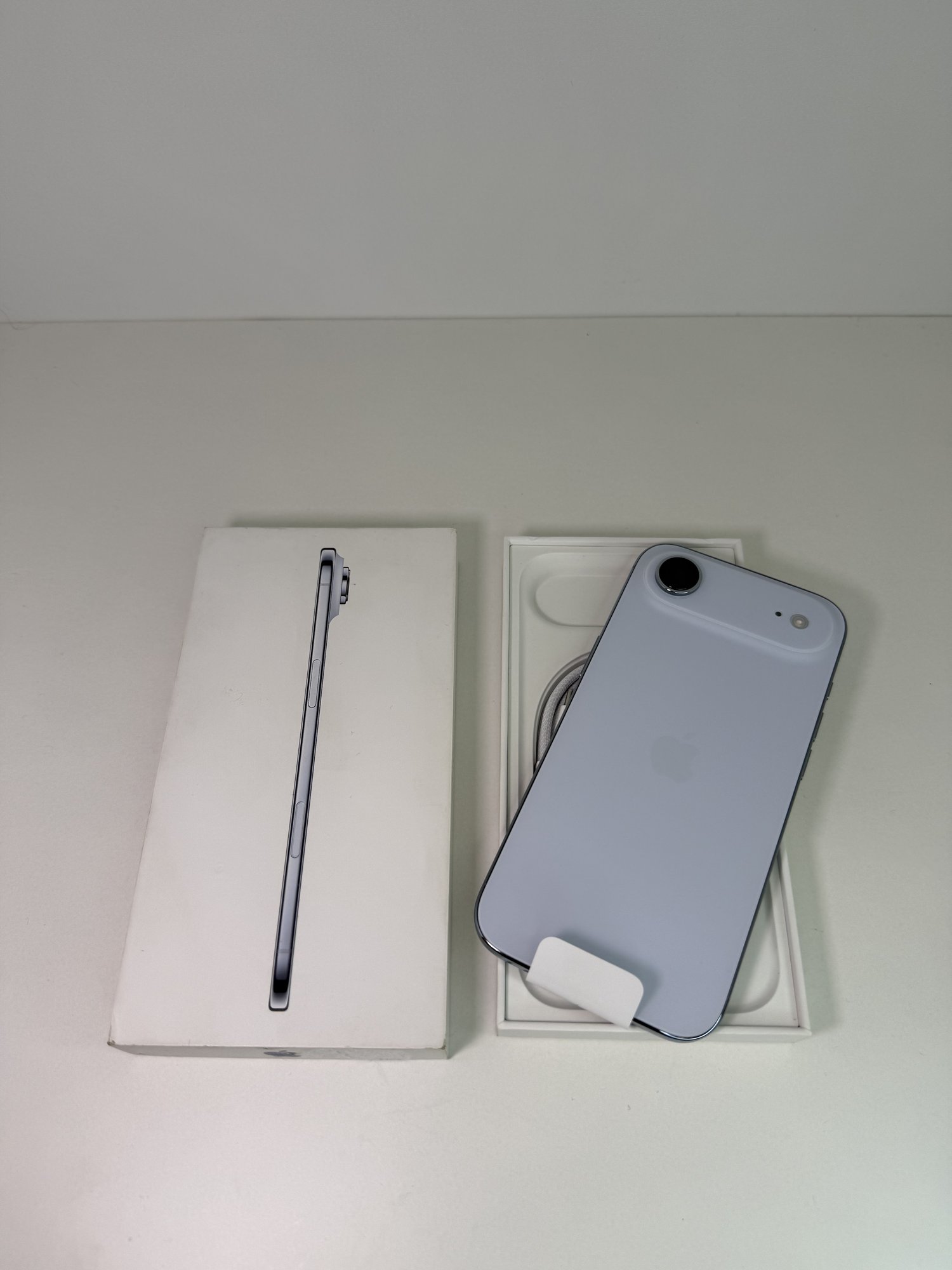 Iphone Air 256 ГБ — 40 000 грн