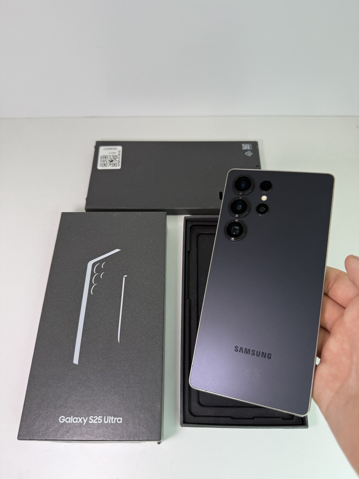 Samsung S25 Ultra 12/256 ГБ — 34 500 грн