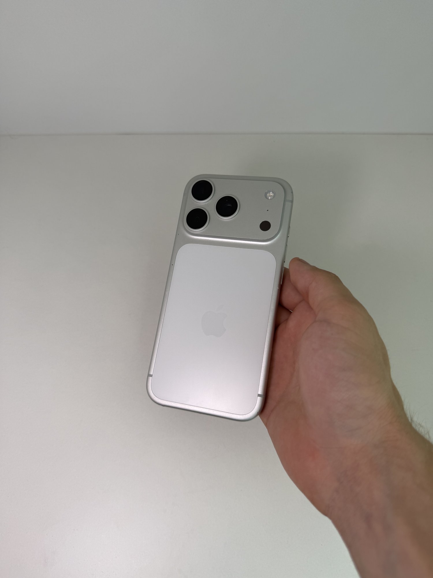 Iphone 17 Pro 256 ГБ — 47 500 грн