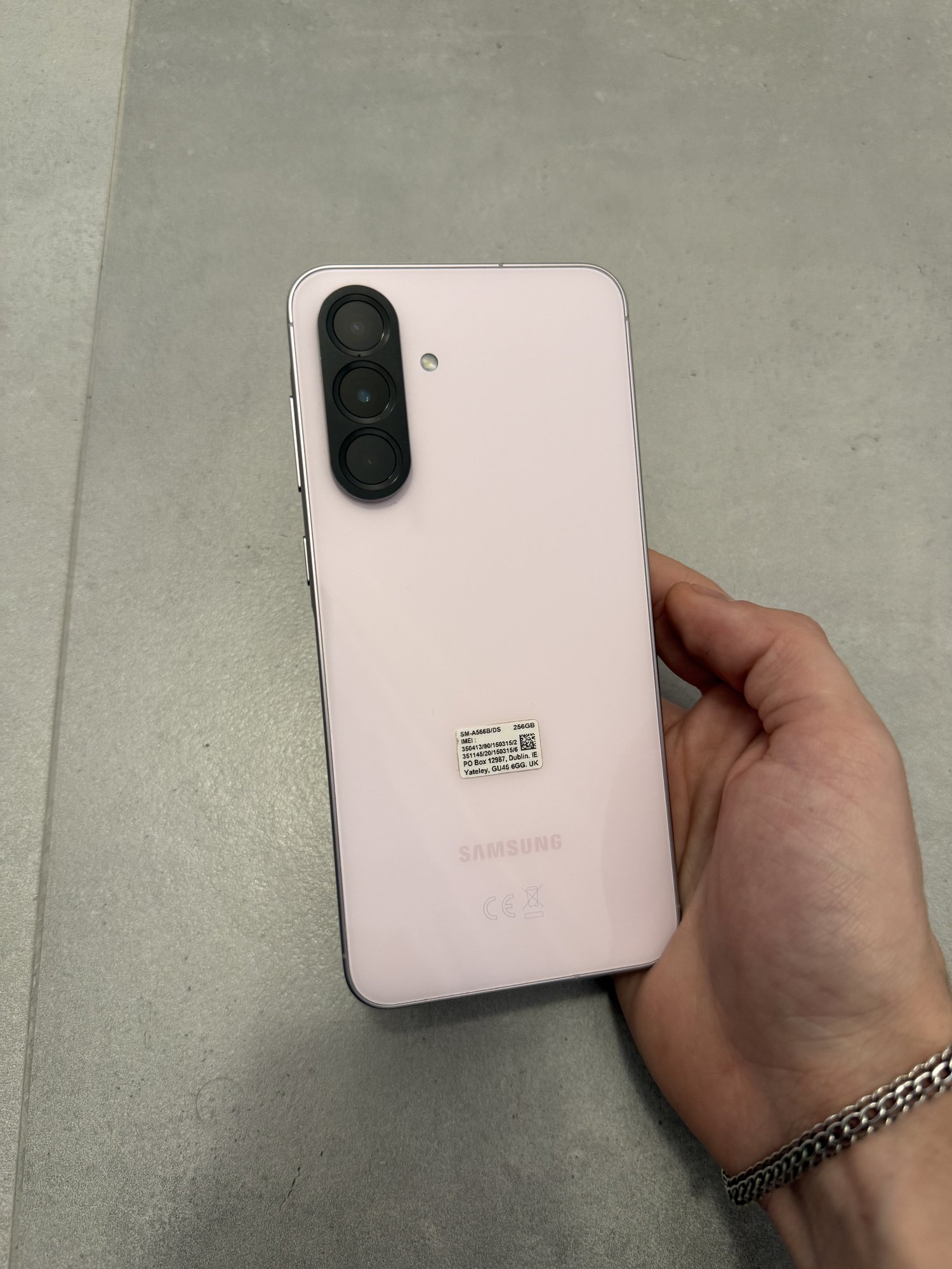 Samsung A56 5G 8/256 ГБ — 12 250 грн