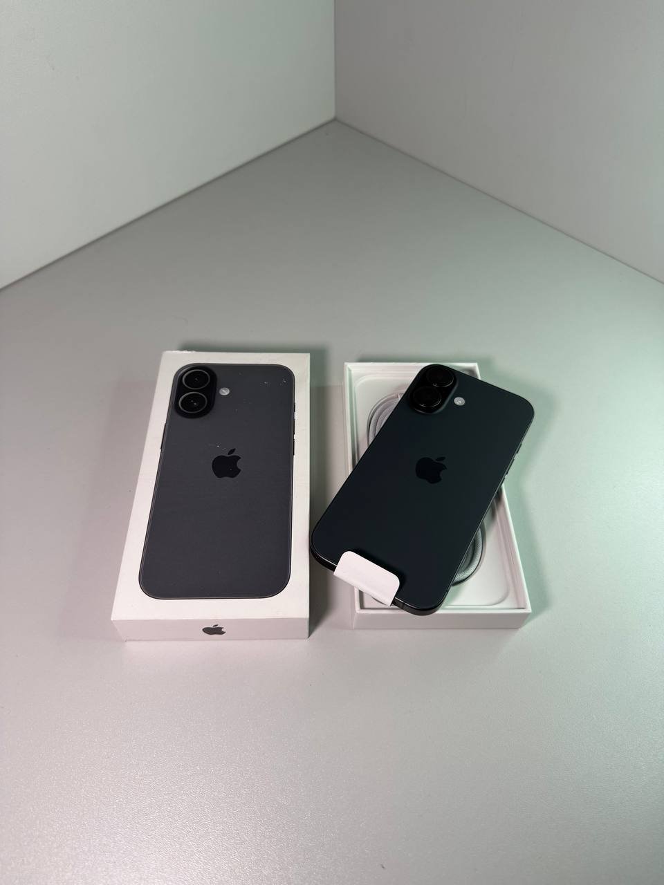 Iphone 17 256 ГБ — 40 000 грн