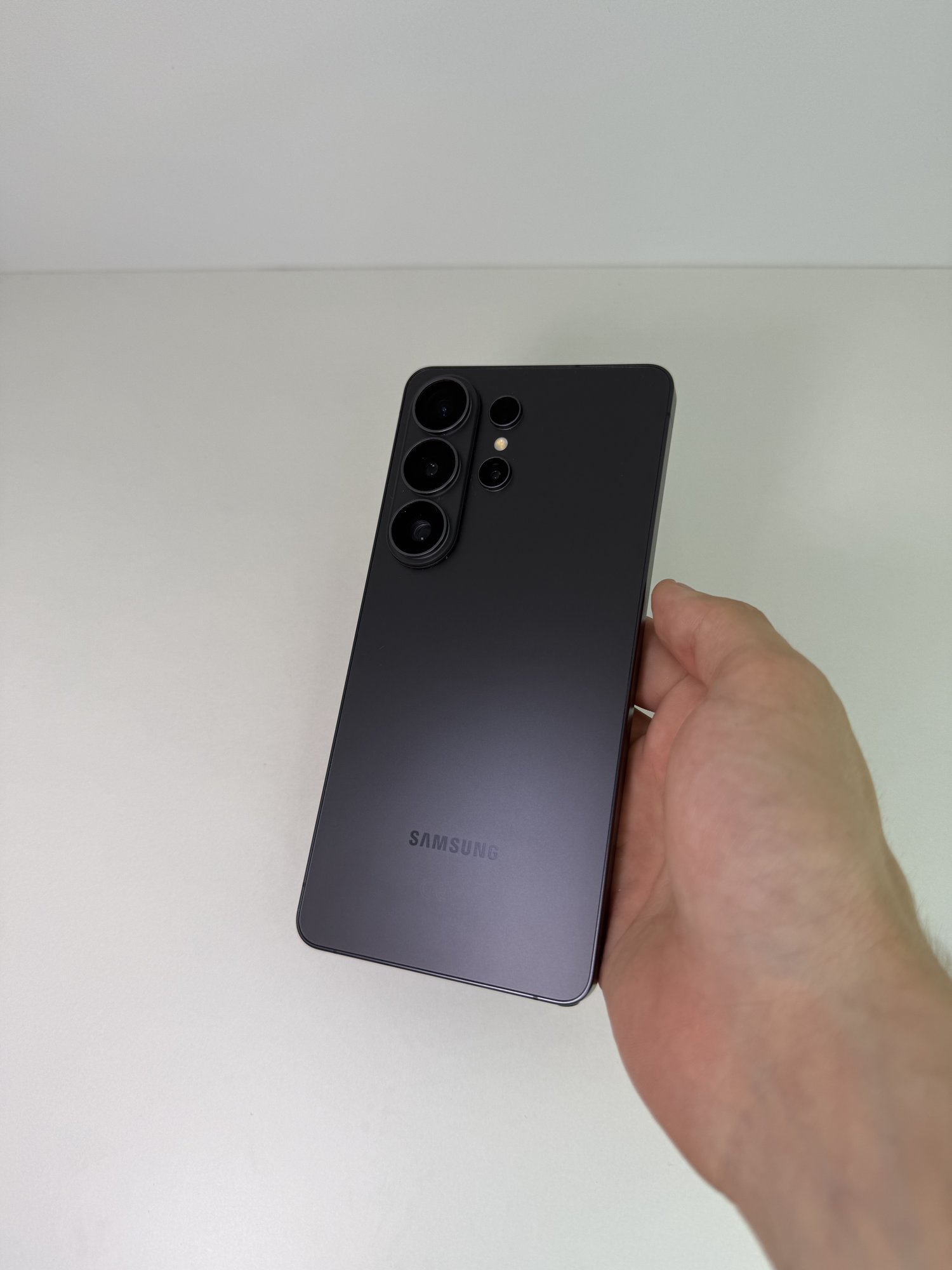Samsung S26 Ultra 12/256 ГБ — 43 000 грн