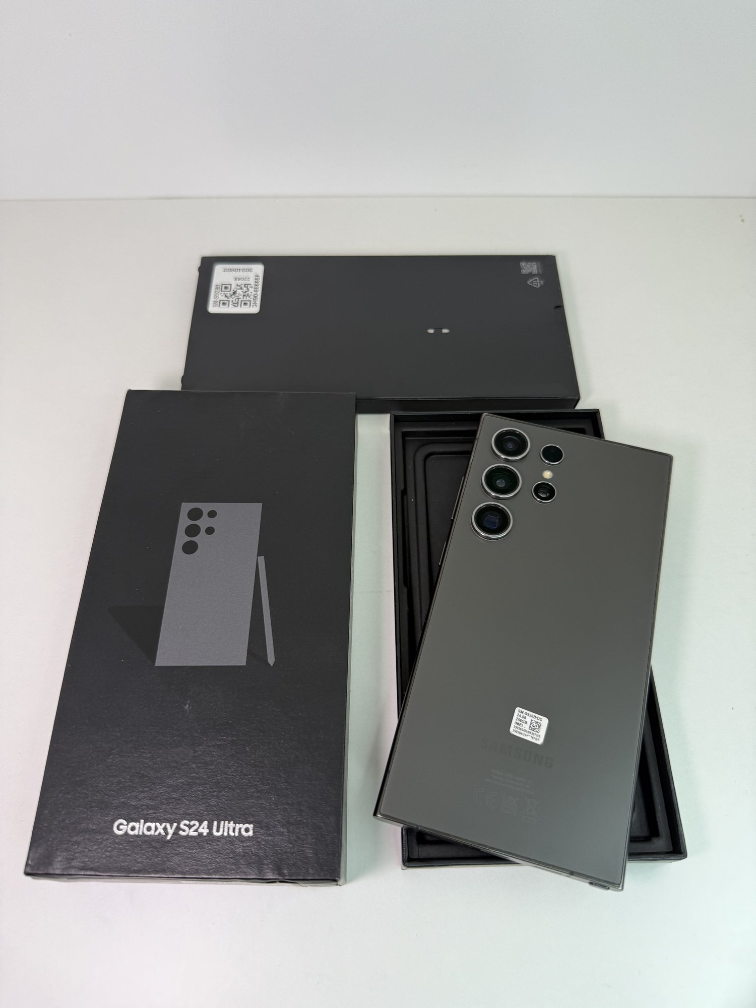 Samsung S24 Ultra 12/256 ГБ — 27 500 грн