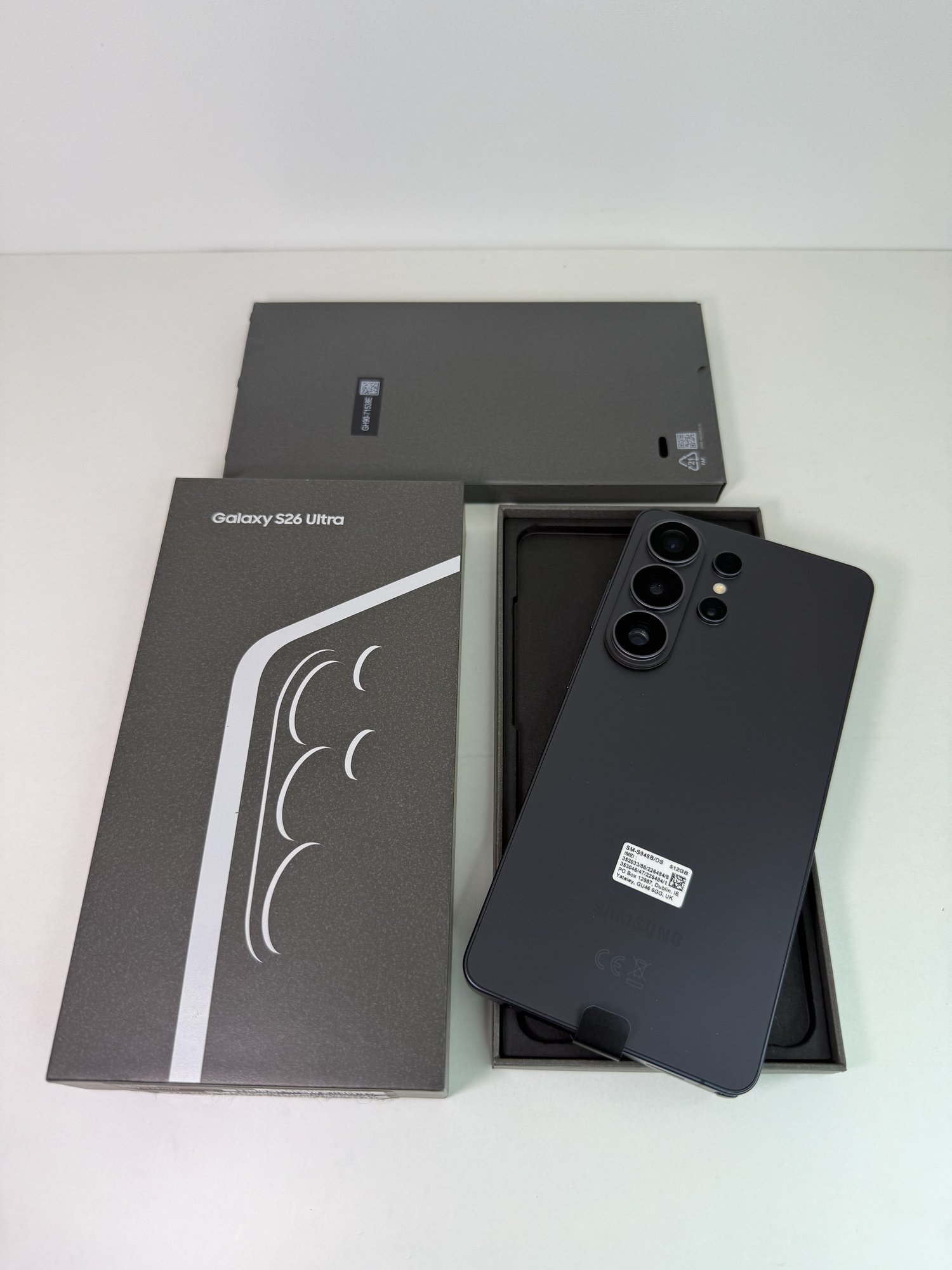 Samsung S26 Ultra 12/512 ГБ — 54 000 грн