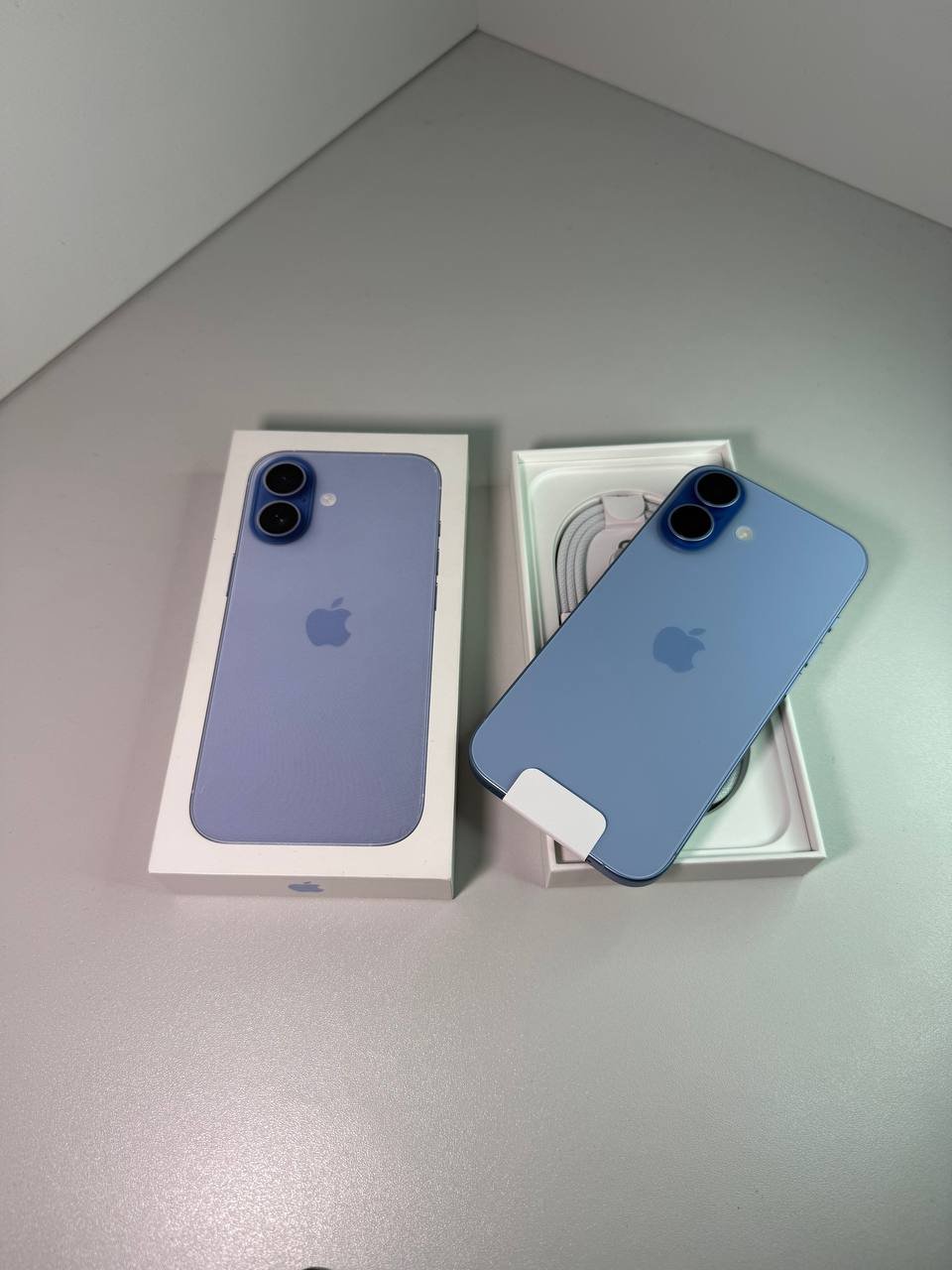 Iphone 17 256 ГБ — 40 000 грн