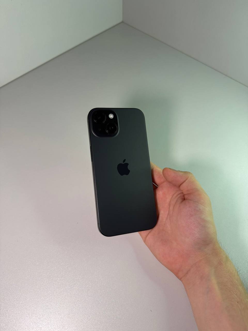 Iphone 15 128 ГБ — 21 000 грн
