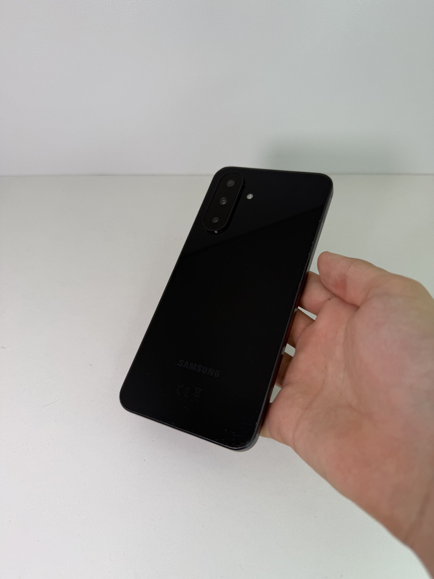 Samsung A26 6/128 ГБ — 5 000 грн