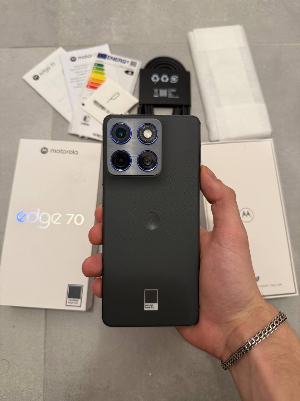 Motorola e 70 12/512 ГБ — 21 000 грн