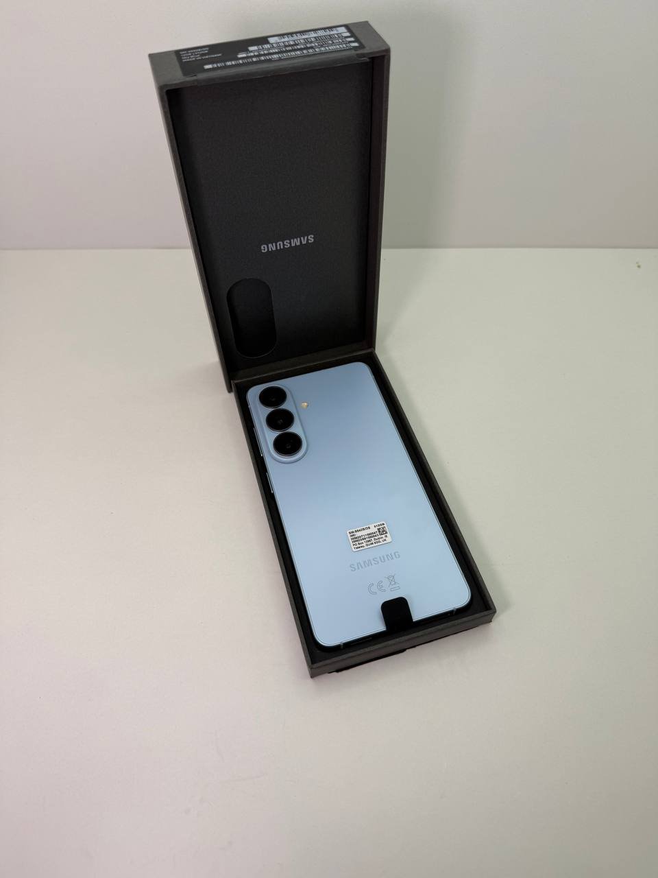 Samsung S26 12/512 ГБ — 37 500 грн